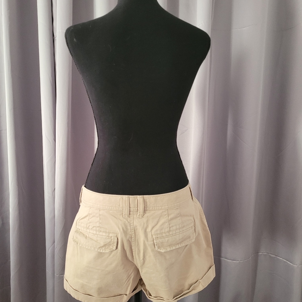 Shorts - Picture 4 of 6